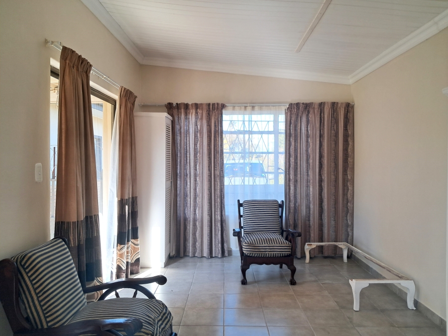 To Let 1 Bedroom Property for Rent in Humansdorp Eastern Cape
